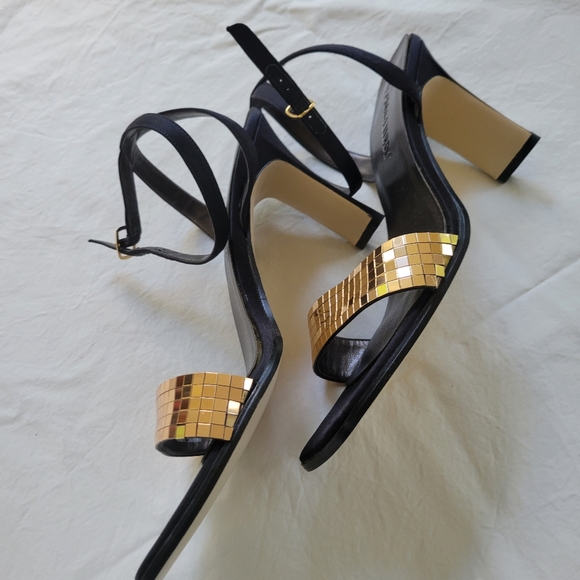 Shoes - Picture 3 of 5